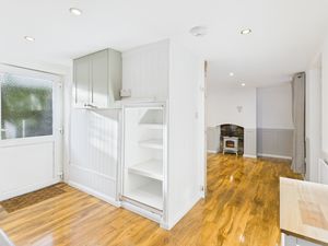 Kitchen through to sitting room- click for photo gallery